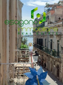 Foto Appartamento a Siracusa di 100 m² con 3 locali in affitto