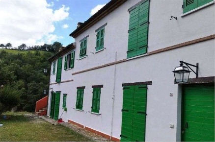 Foto Appartamento in Strada Pieve, Montefelcino di 85 m² con 4 locali