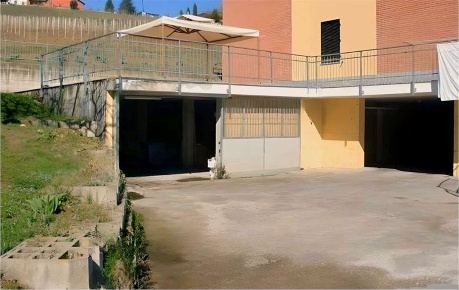 Foto Magazzino in Via Pedaggio, Vigliano d'Asti di 79 m² con 1 locali