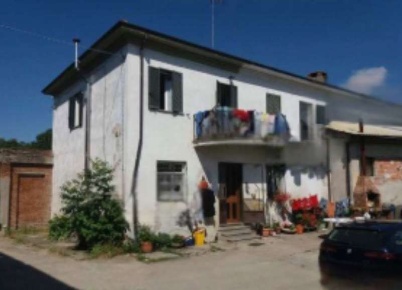 Foto Appartamento in Regione stazione ferroviaria/Montiglio, di 176 m²