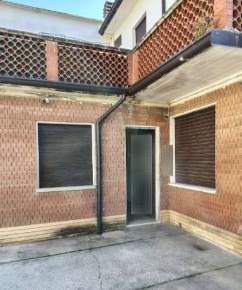 Foto Appartamento in Via Giacomo Matteotti, Cortemaggiore Centro di 250 m²