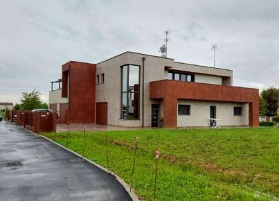 Foto Villa bifamiliare in Via L. Biancon, Trebaseleghe Centro di 243 m²
