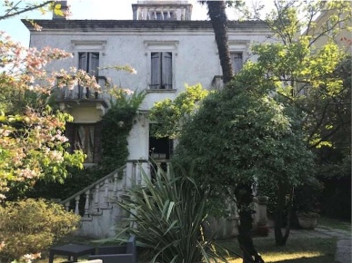Foto Villa unifamiliare in via lazzaro mocenigo 8, Venezia Lido di Venezia