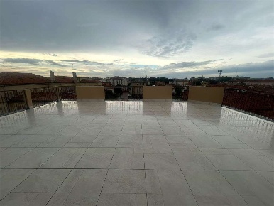 Foto Appartamento in Via Piave 21, Venezia Mestre di 250 m² con 6 locali