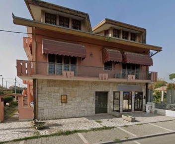 Foto Ufficio in Corso Risorgimento, Porto Viro Centro di 82 m² con 4 locali