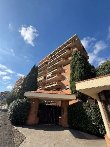 Foto Appartamento a Roma di 160 m² con 4 locali in affitto