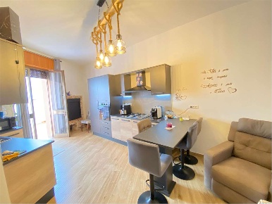 Foto Appartamento in via Manzoni, Casarano di 80 m² con 4 locali in vendita