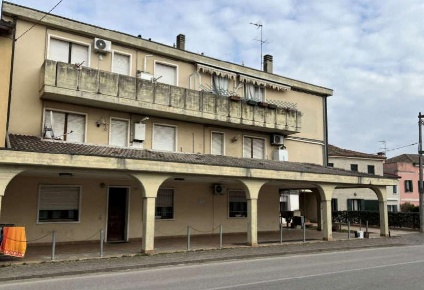 Foto Appartamento in Via Mazzini, Tribano Centro di 63 m² con 4 locali