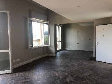 Foto Appartamento a Firenze Galluzzo di 125 m² con 5 locali in vendita