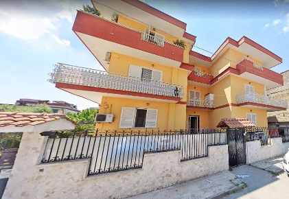 Foto Appartamento in Via Niccolò Tommaseo  11, Casoria Centro di 100 m²