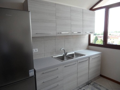 Foto Mansarde a Adria Centro di 55 m² con 4 locali in affitto