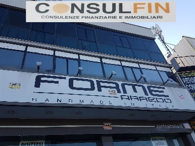 Foto Ufficio in C ORIENTALE  4719, Roma Anagnina di 125 m² con 3 locali