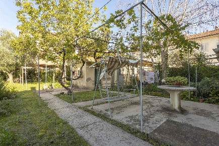 Foto Casa indipendente in via Garcia Lorca, Campi Bisenzio Santa Maria