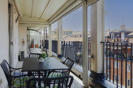 Foto Appartamento in Via Poggibonsi 8, Milano Gambara di 85 m² con 2 locali