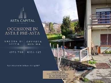 Foto Appartamento in Localita' Ronchi Inferiore Salto, Cuorgnè di 180 m²