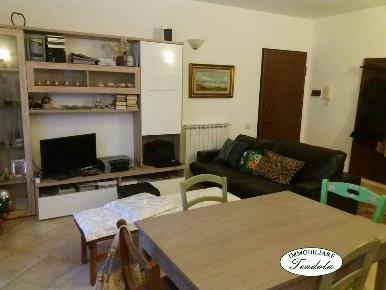 Foto Appartamento a Fosdinovo Caniparola di 80 m² con 4 locali in vendita
