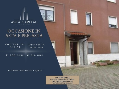Foto Appartamento in Via Frosinone, Milano Baggio di 98 m² con 3 locali