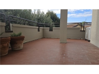 Foto Appartamento in CELLINI, Empoli San Rocco - Lungarno di 165 m²