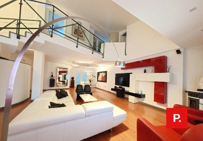 Foto Appartamento in Via Maggiore Francesco Peccerillo, Casapulla di 210 m²