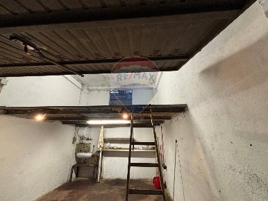 Foto Box a Recco Cotulo, Carbonara, Liceto di 15 m² con 1 locali in vendita
