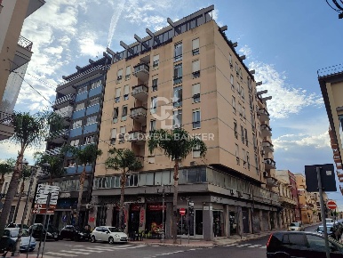 Foto Appartamento in via Indipendenza, Brindisi Centro Storico di 176 m²