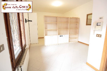 Foto Appartamento in Via Provenzali, Cento Cento Paese di 40 m² in vendita