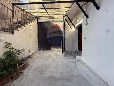 Foto Appartamento in via Abba, Catania Palestro di 60 m² con 2 locali
