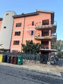 Foto Appartamento in via Marianna Missale, Melilli Centro di 116 m²