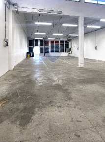 Foto Laboratorio a Montelupo Fiorentino Centro di 222 m² con 1 locali