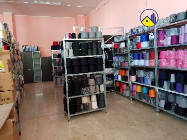 Foto Locale commerciale a San Benedetto del Tronto di 174 m² con 1 locali