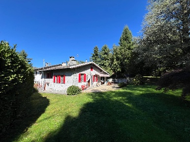 Foto Case semi ndipendenti a Lusernetta di 80 m² con 5 locali in vendita
