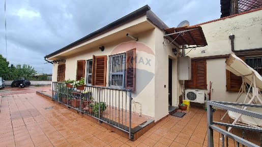 Foto Appartamento in VIA VAL D'ELSA, Empoli Terrafino di 65 m² con 3 locali