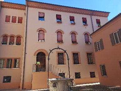 Foto Appartamento in Via Contrari, Ferrara Centro Storico di 100 m²
