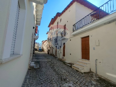 Foto Case semi ndipendenti in via della pieta', L'Aquila di 109 m²