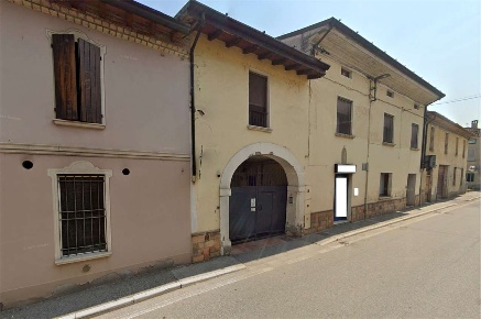 Foto Magazzino in Via Giuseppe Zanardelli 3, Fiesse Centro di 274 m²