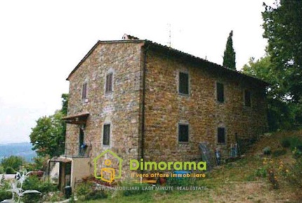 Foto Casa indipendente in Localita' Tigliano, Pontassieve di 230 m²