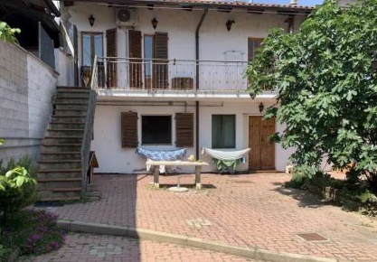 Foto Appartamento in Via Monte Grappa, Riva presso Chieri Centro di 106 m²