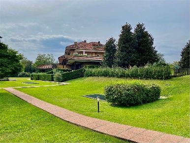 Foto Appartamento in Via Calchirola 22, Bosisio Parini Centro di 125 m²