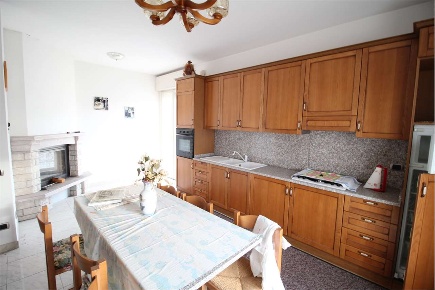 Foto Casa indipendente in Via Enrico Fermi, Tavullia Padiglione di 422 m²