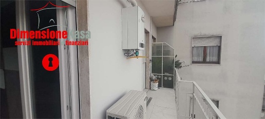 Foto Appartamento in Via mario de sena, Nola Centro di 75 m² con 3 locali