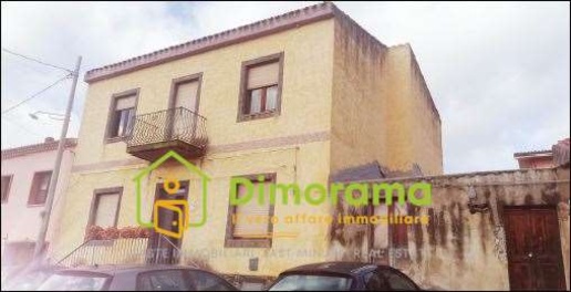 Foto Appartamento in Via Grazia Deledda n. 27, Narbolia di 227 m²