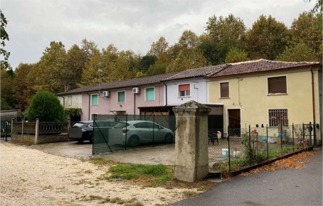 Foto Villa unifamiliare in Stradello Campestre, Villimpenta Centro