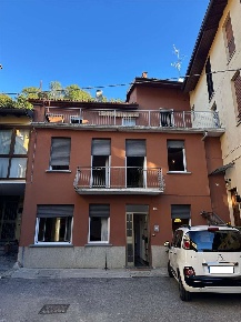 Foto Appartamento in via sirtolo  42, Albese con Cassano di 180 m²