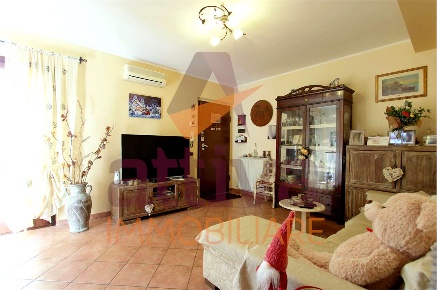 Foto Appartamento a Castelfidardo di 85 m² con 5 locali in vendita