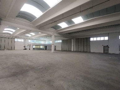 Foto Capannone industriale a San Costanzo di 1300 m² con 1 locali