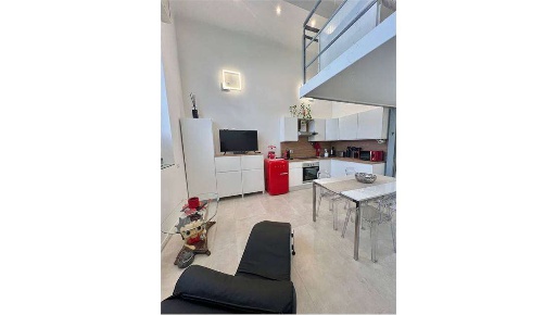 Foto Appartamento a Milano di 70 m² con 3 locali in vendita