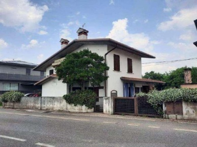 Foto Case indipendenti in Via Croceron, Cassola San Zeno San Giuseppe