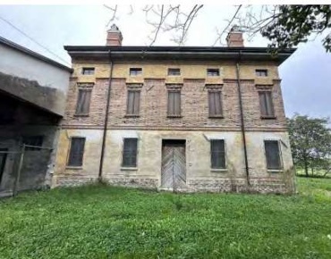 Foto Rustico in Via Argine Secchia Sud, Quistello di 363 m² con 13 locali