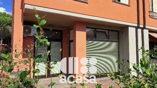 Foto Negozio a Ravenna di 40 m² con 2 locali in vendita