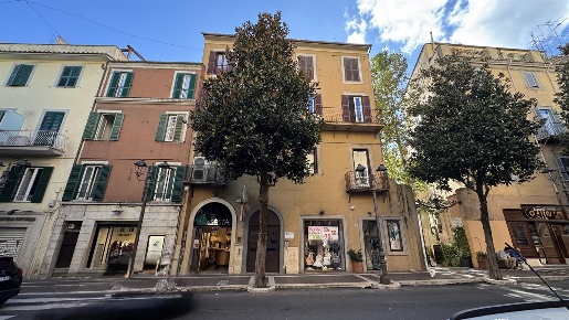 Foto Appartamento in Corso Giacomo Matteotti, Albano Laziale Centro Storico